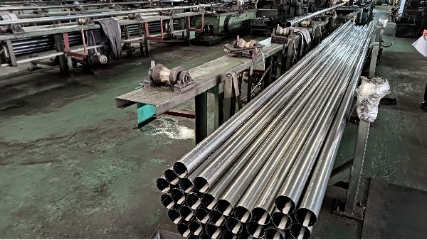 不銹鋼管性能，純凈的力量：為什么冶金質(zhì)量是性能“隱形基石”？